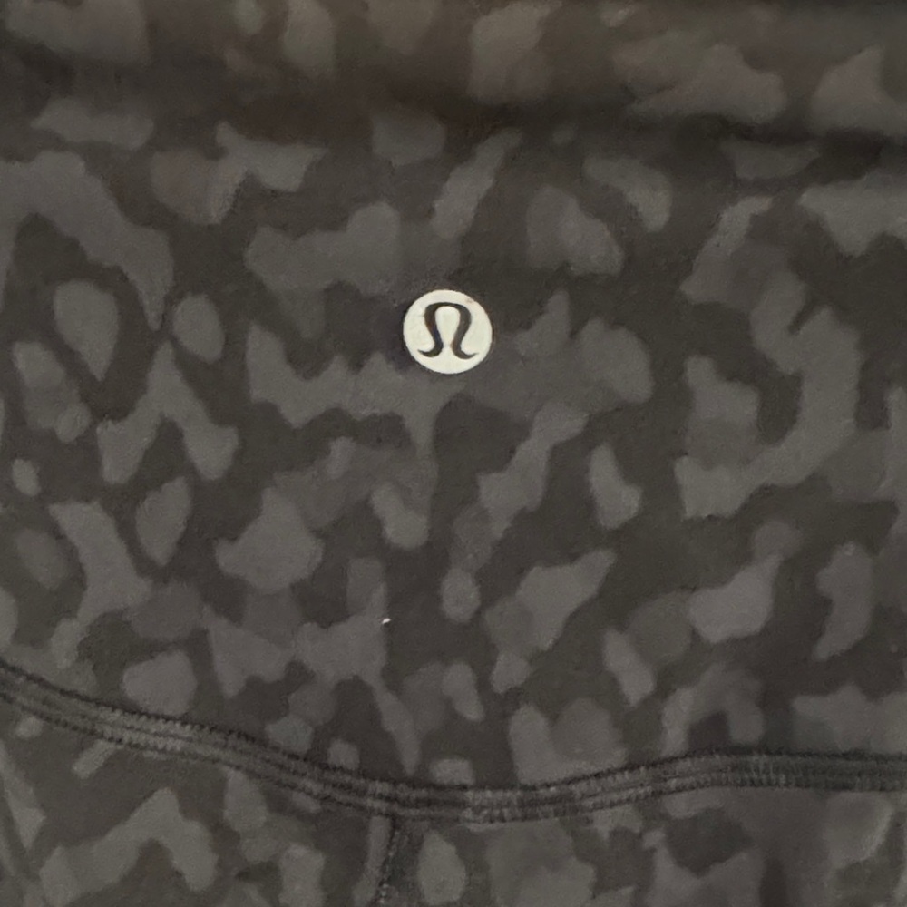 lululemon athletica Charcoal Patterned Leggings - Picture 4 of 4